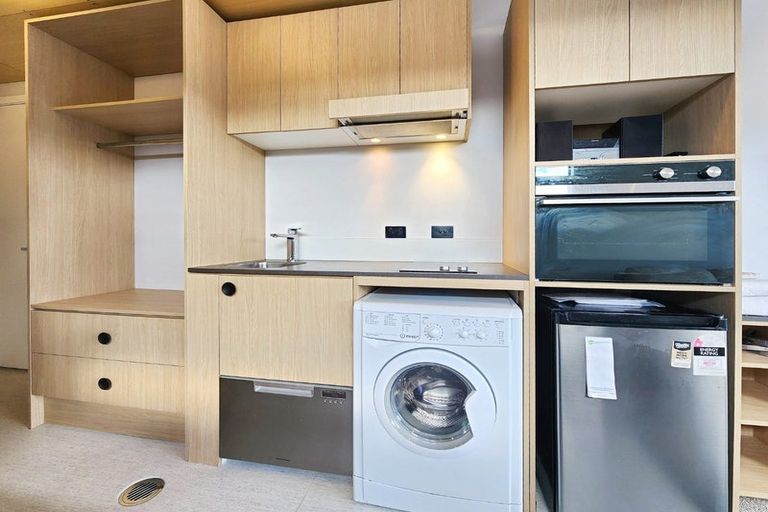 Photo of property in Vedado Apartments, 208/41 Hopper Street, Mount Cook, Wellington, 6011