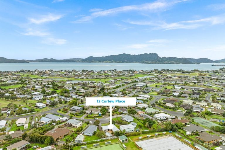 Photo of property in 12 Curlew Place, One Tree Point, 0118