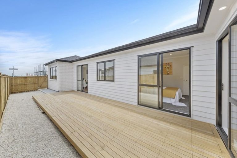 Photo of property in 8 Lavey Road, Flat Bush, Auckland, 2019