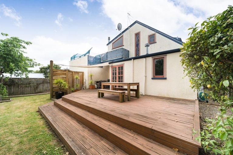 Photo of property in 68 Rangitane Street, Palmerston North, 4414