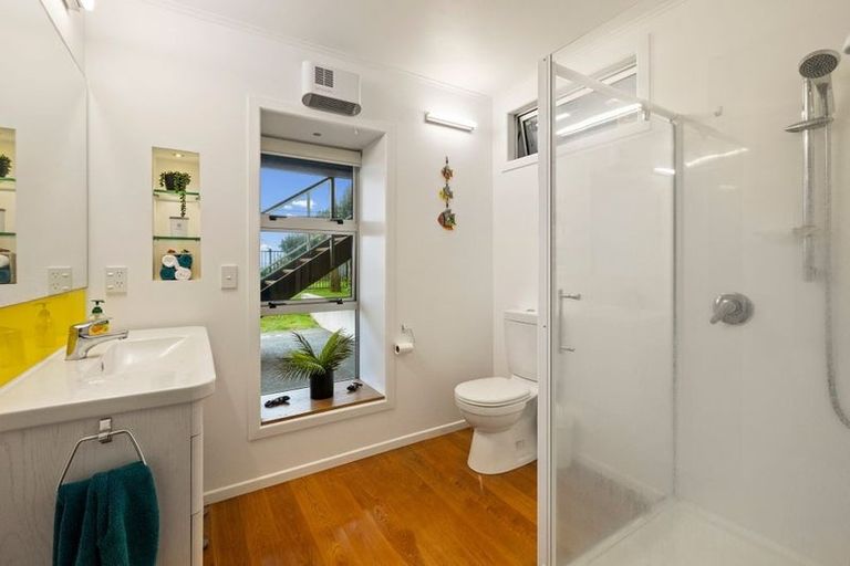 Photo of property in 22a Whiteley Street, Moturoa, New Plymouth, 4310