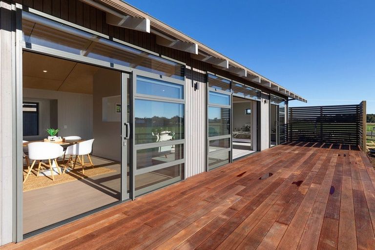 Photo of property in 133b Muhunoa Road East, Ohau, 5570