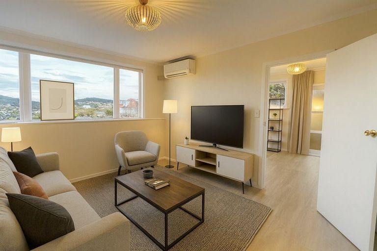 Photo of property in 12 Mataroa Avenue, Northland, Wellington, 6012