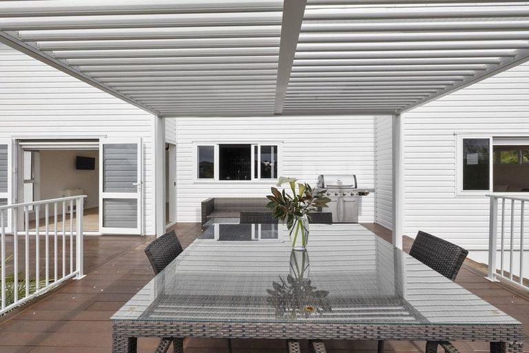 Photo of property in 37 Aratapu Street, Waitara, 4320