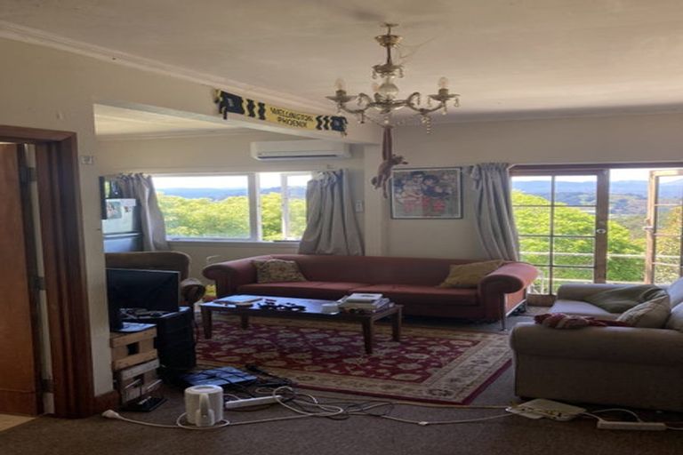 Photo of property in 29 Tanera Crescent, Brooklyn, Wellington, 6021