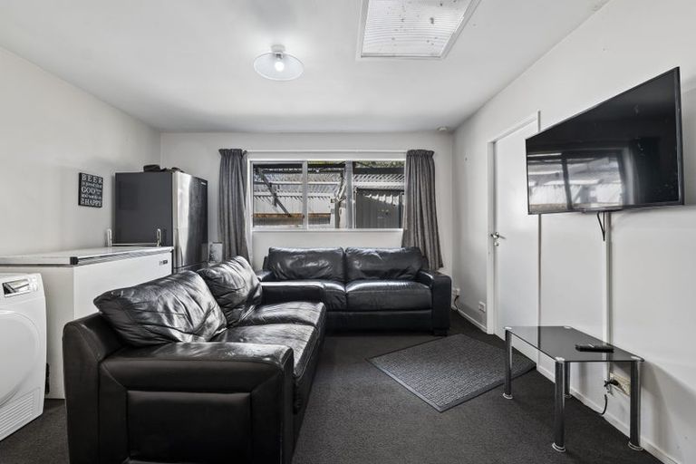 Photo of property in 11d Tawa Street, Inglewood, 4330