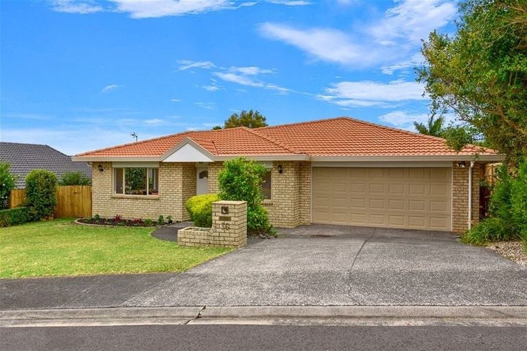 Photo of property in 36 Fleetwood Drive, Henderson, Auckland, 0612