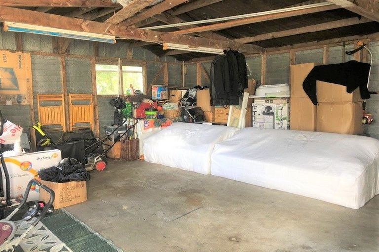 Photo of property in 1/12 Avis Avenue, Papatoetoe, Auckland, 2025