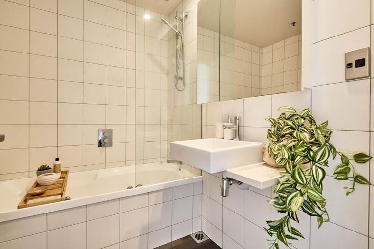 Photo of property in The Wellington Suites, 484/233 Cuba Street, Te Aro, Wellington, 6011