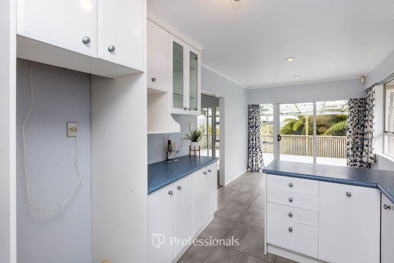 Photo of property in 17 Sunnyview Drive, Brown Owl, Upper Hutt, 5018