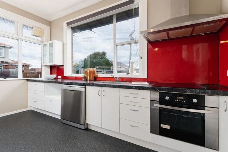 Photo of property in 78 Queens Drive, Saint Kilda, Dunedin, 9012