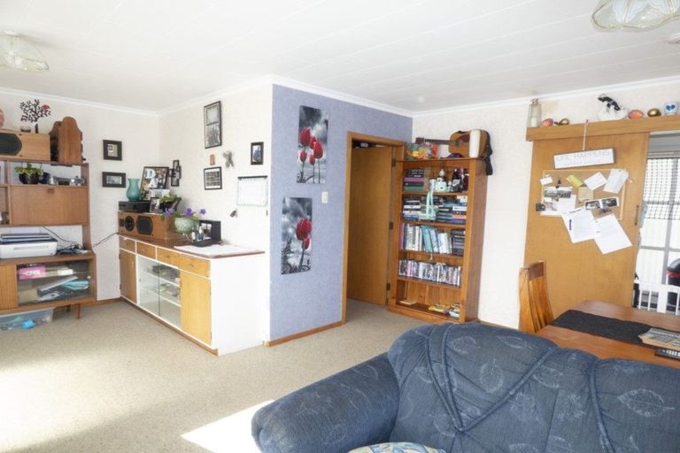 Photo of property in 5b Waimea Street, Westown, New Plymouth, 4310