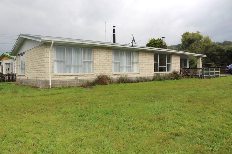 Photo of property in 1 Nile Street, Taylorville, Greymouth, 7805