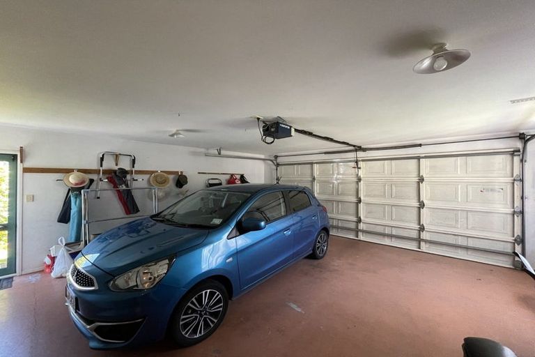 Photo of property in 18 Highgrove Place, Bethlehem, Tauranga, 3110