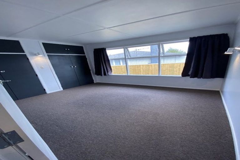 Photo of property in 16 Wavell Crescent, Lansdowne, Masterton, 5810
