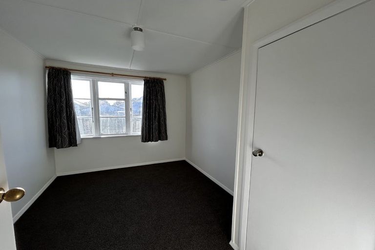 Photo of property in 21 Bateman Avenue, Bryndwr, Christchurch, 8053