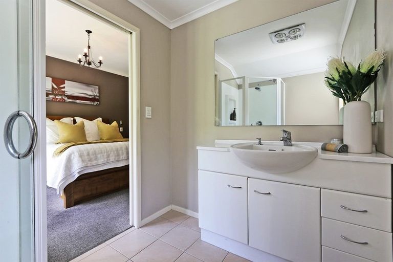 Photo of property in 26 Pukekura Place, Taradale, Napier, 4112