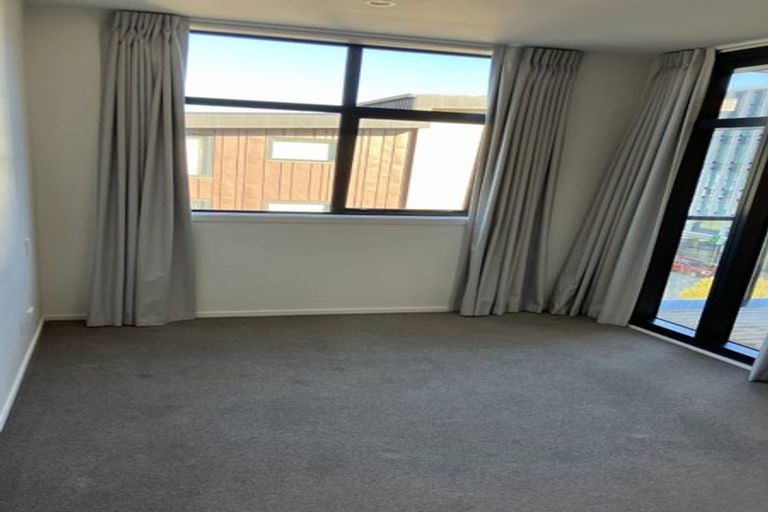 Photo of property in Wyndham Gardens Apartments, 30 Red Oaks Drive, Frankton, Queenstown, 9300