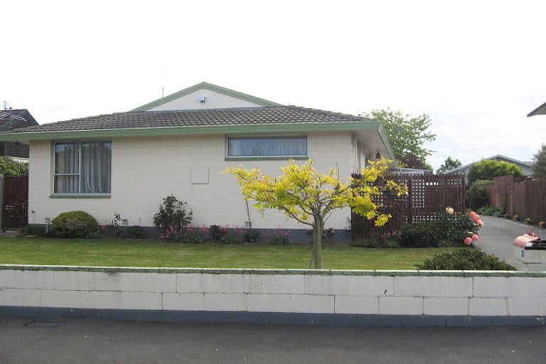 Photo of property in 27 Brogar Place, Casebrook, Christchurch, 8051