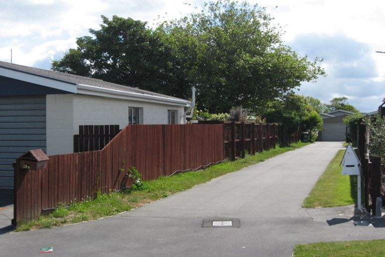 Photo of property in 3b Hurst Place, Parklands, Christchurch, 8083