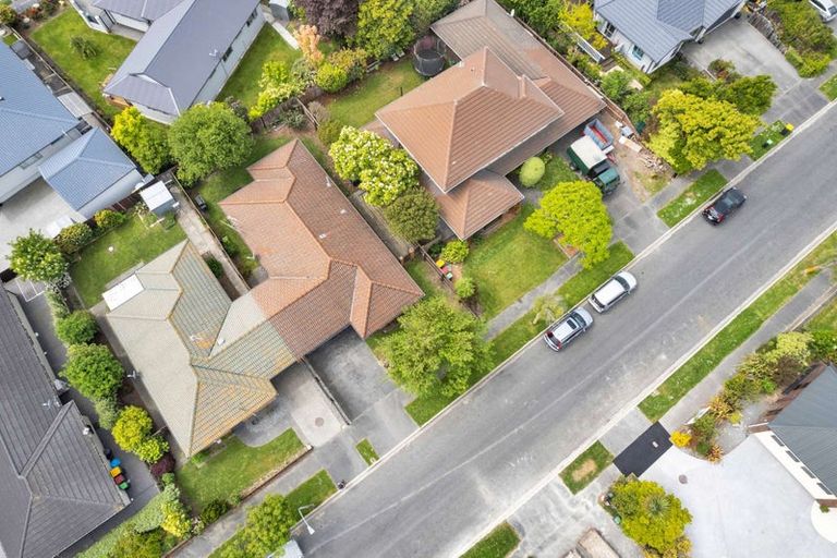 Photo of property in 1/42 Briarmont Street, Avondale, Christchurch, 8061