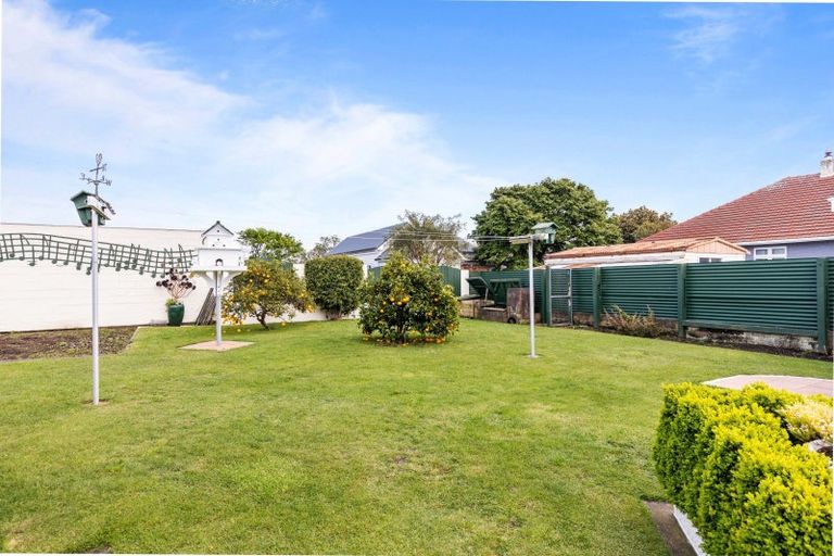 Photo of property in 208 Carrington Street, Vogeltown, New Plymouth, 4310