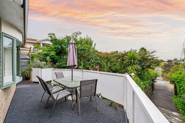 Photo of property in 6/19 Gardner Avenue, New Lynn, Auckland, 0600
