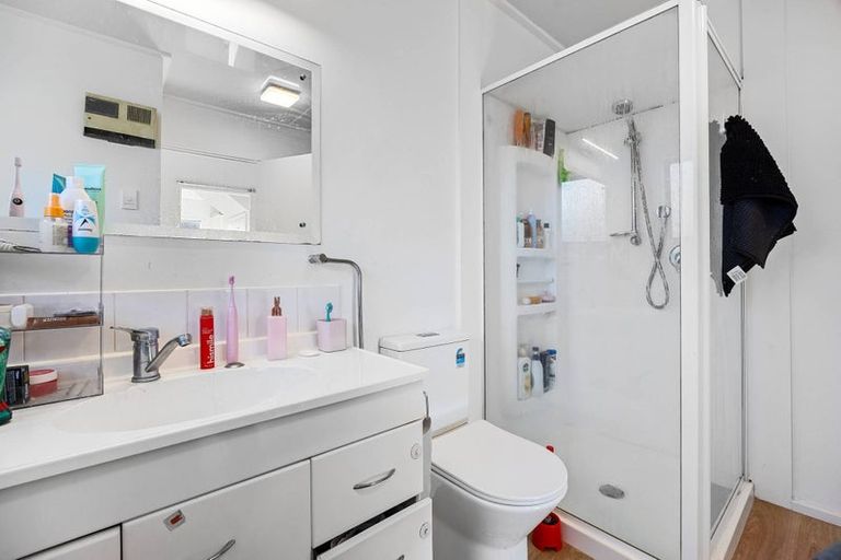 Photo of property in 8 Brixton Street, Islington, Christchurch, 8042