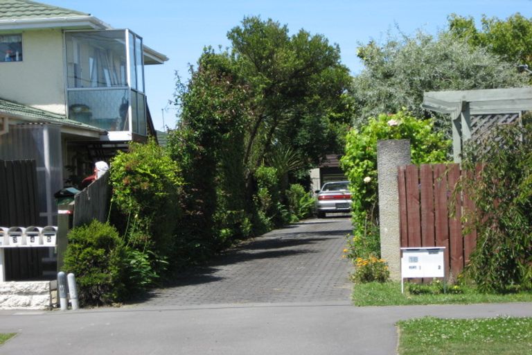 Photo of property in 2/18 Champion Street, Edgeware, Christchurch, 8013