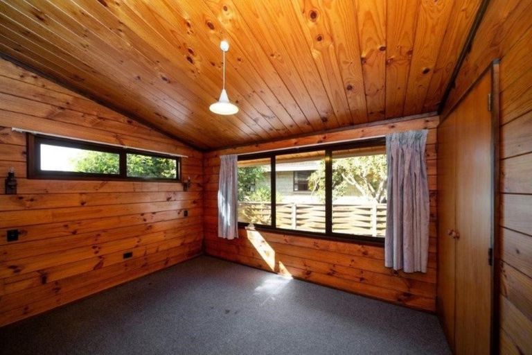 Photo of property in 242 Waihi Road, Hawera, 4610