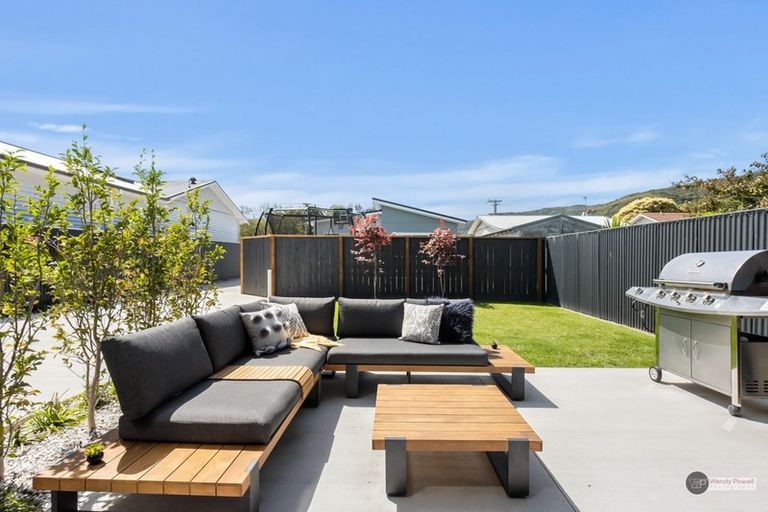 Photo of property in 24a Birdwood Road, Waterloo, Lower Hutt, 5011