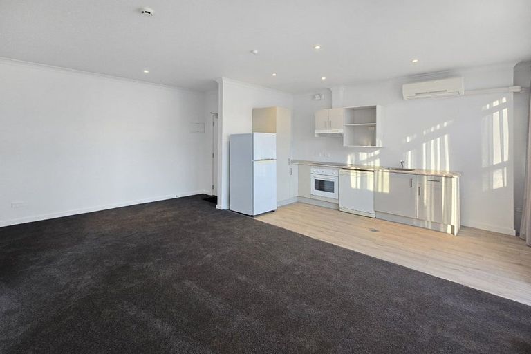 Photo of property in Mclean Towers, 3h/3 Shakespeare Road, Napier South, Napier, 4110