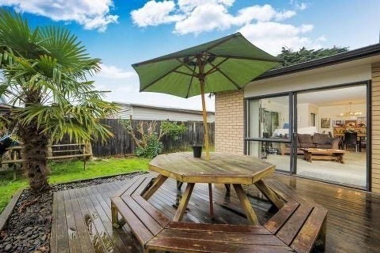 Photo of property in 9a Mellsop Avenue, Waiuku, 2123