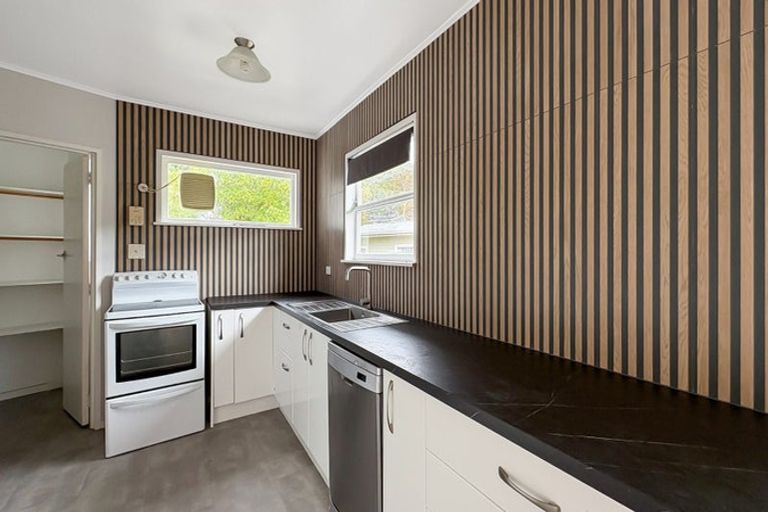 Photo of property in 14 Holland Street, Wainuiomata, Lower Hutt, 5014