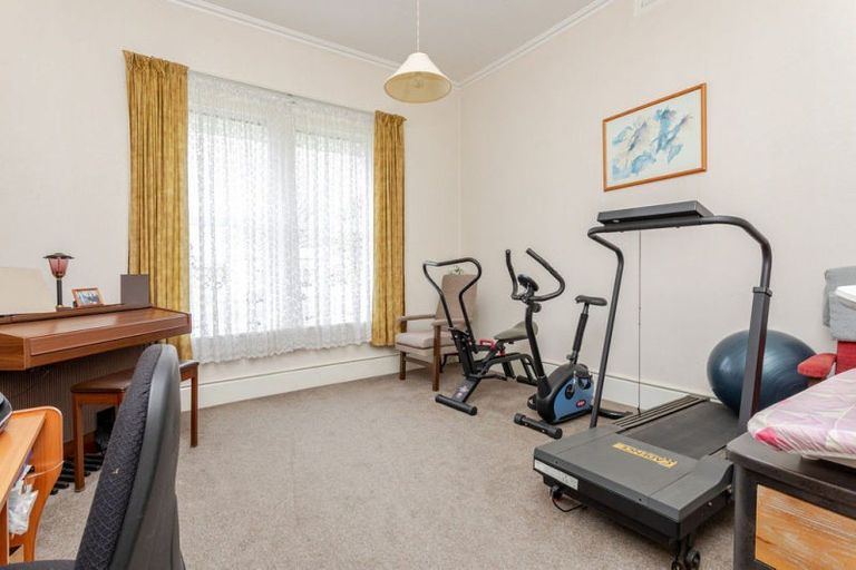 Photo of property in 36 Barraud Street, Dannevirke, 4930