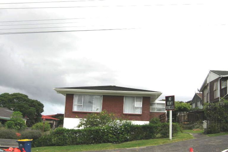 Photo of property in 3/18 East Coast Road, Milford, Auckland, 0620