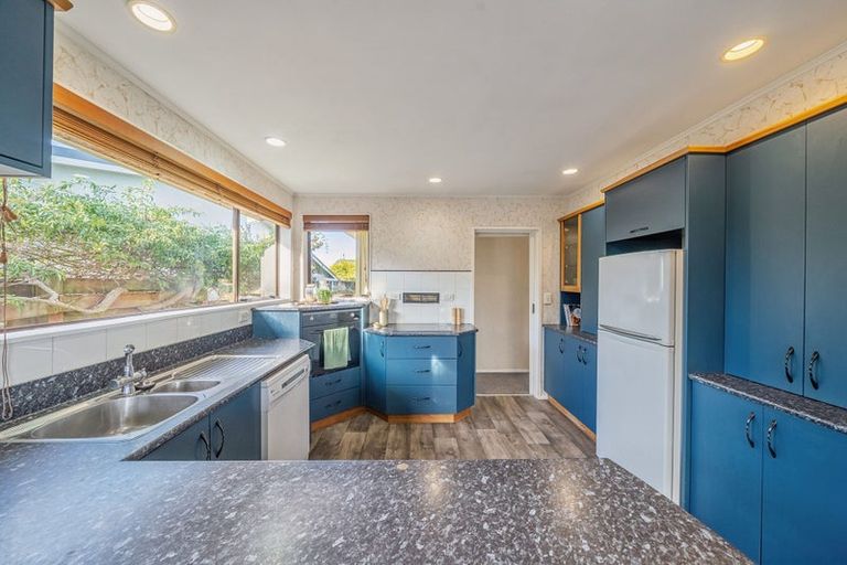 Photo of property in 2 Anchor Lane, Whitby, Porirua, 5024