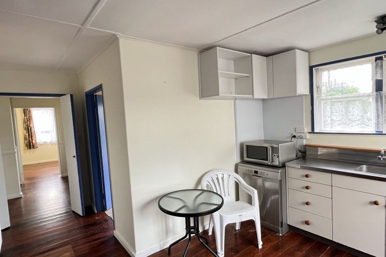 Photo of property in 10 Kowhai Street, Naenae, Lower Hutt, 5011