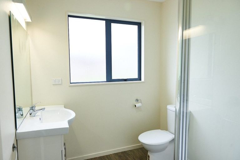 Photo of property in 30 Redwood Drive, Massey, Auckland, 0614