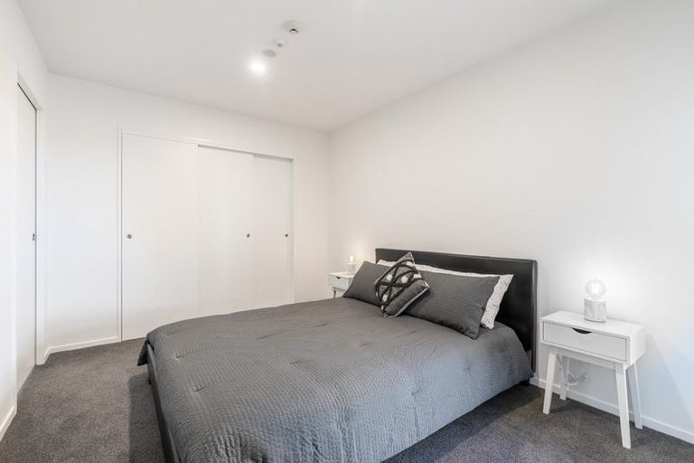 Photo of property in 8 Karaipiture Road, Karaka, 2124