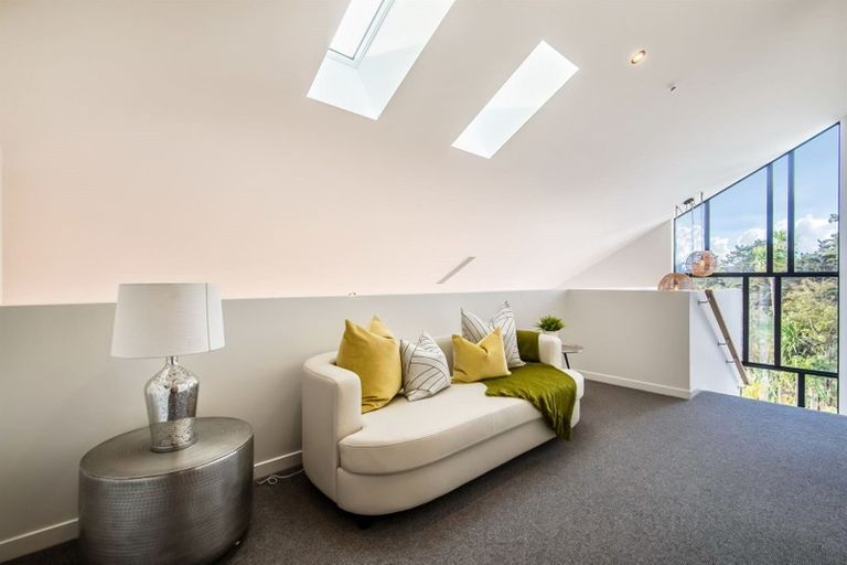 Photo of property in 34 Nevill Road, Hobsonville, Auckland, 0616