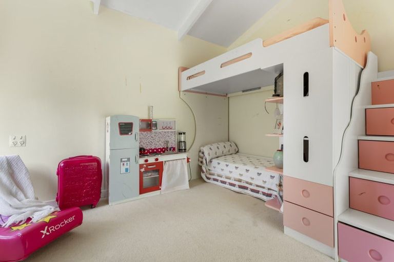 Photo of property in 200 Huia Road, Titirangi, Auckland, 0604