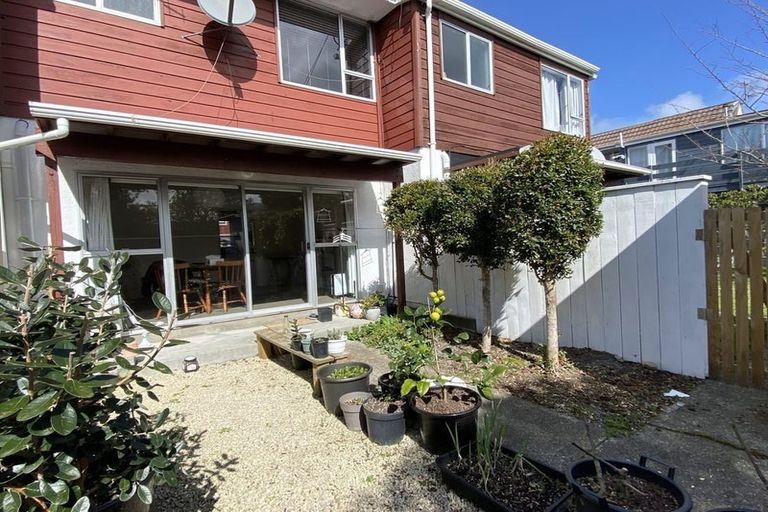 Photo of property in 3/8 Tawai Street, Trentham, Upper Hutt, 5018