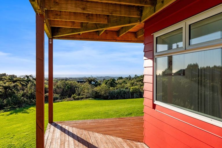 Photo of property in 1532 Carrington Road, Hurworth, New Plymouth, 4371