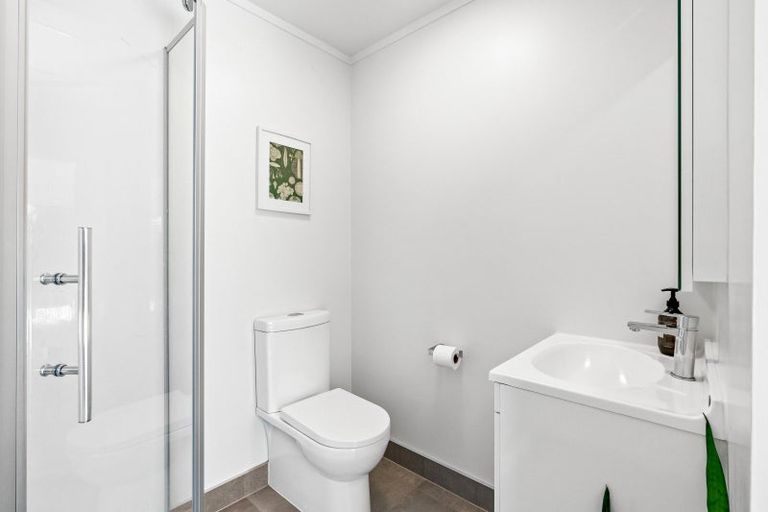 Photo of property in 327e Hobsonville Road, Hobsonville, Auckland, 0618