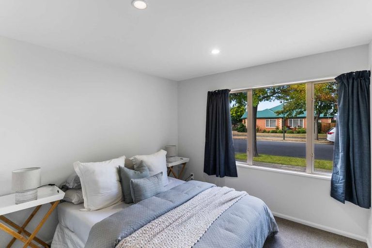 Photo of property in 18 Mahlet Street, Northwood, Christchurch, 8051