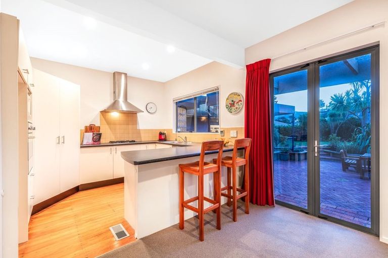 Photo of property in 5 Clifford Road, Johnsonville, Wellington, 6037