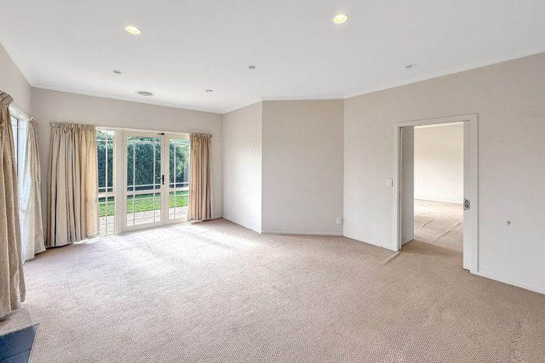 Photo of property in 107 Kentwood Drive, Woodridge, Wellington, 6037