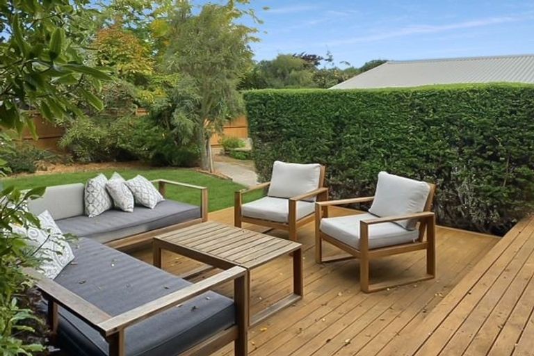 Photo of property in 30 Evesham Crescent, Spreydon, Christchurch, 8024