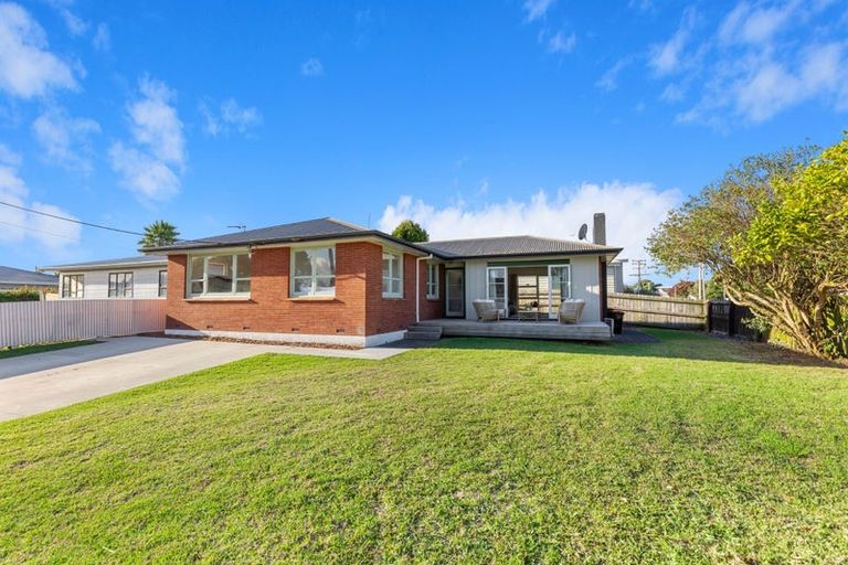 Photo of property in 14 Hawea Street, Mount Maunganui, 3116